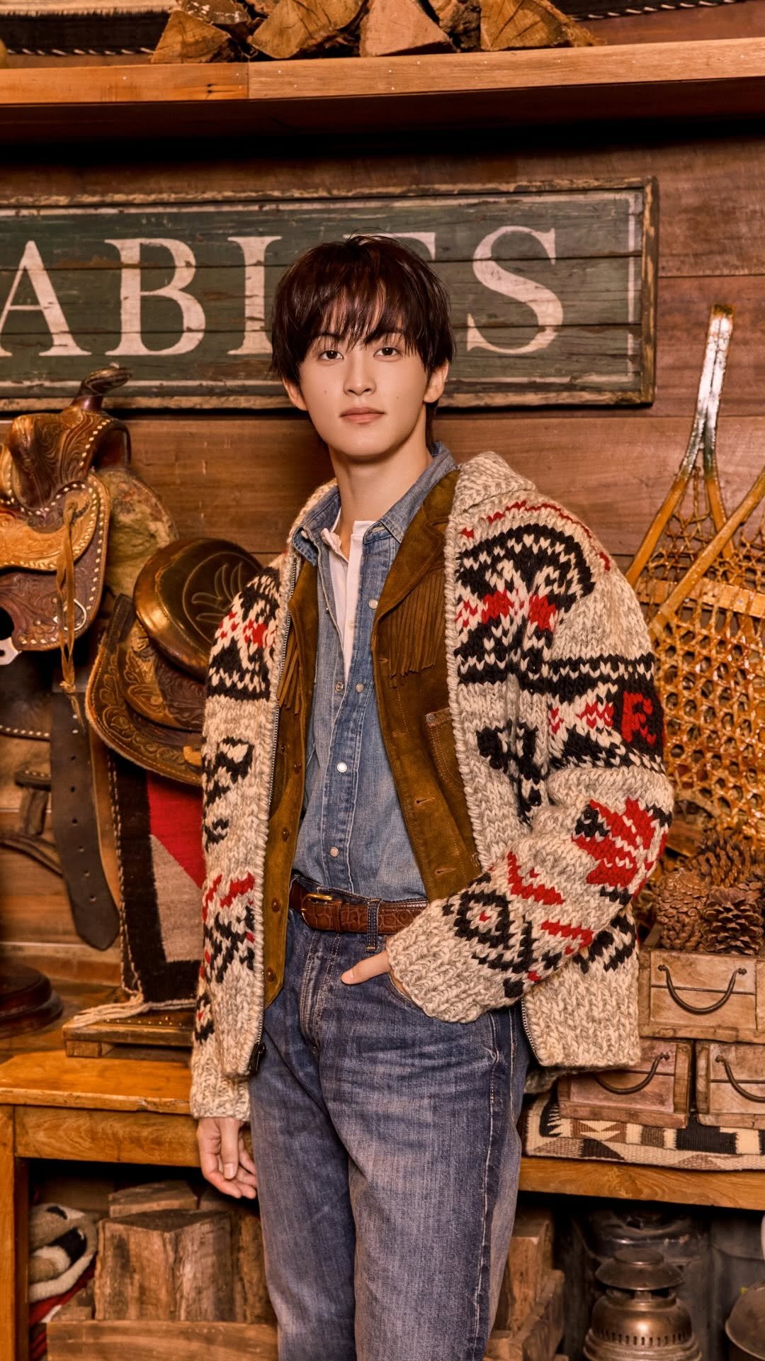 onyourm__ark 게시물 이미지: NCT’s #Mark brings the #RLHoliday spirit to...