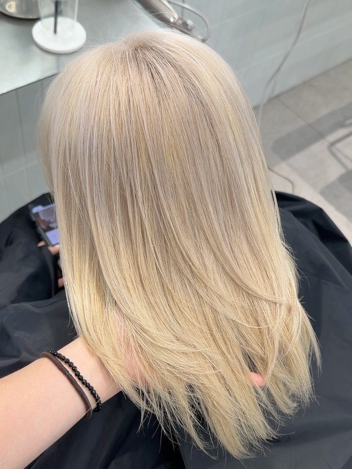 onyx_haru 게시물 이미지: ホワイトブロンド☁🥞
ブリーチ2回〜
︎ ︎ ︎ ︎ ︎ ︎ ︎ ︎ ︎ ︎...