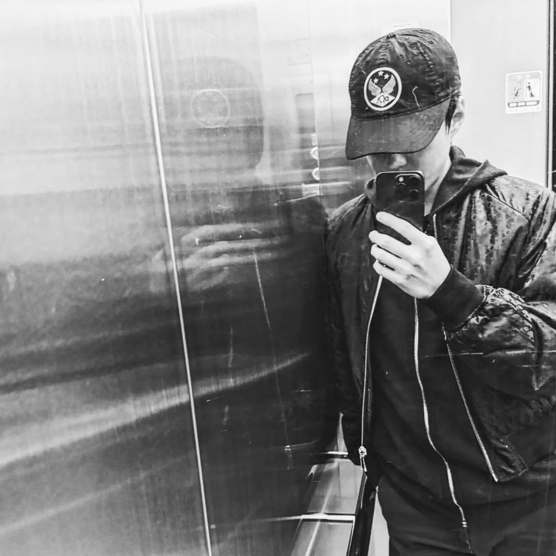 Photo by SEHUN on November 21, 2023.