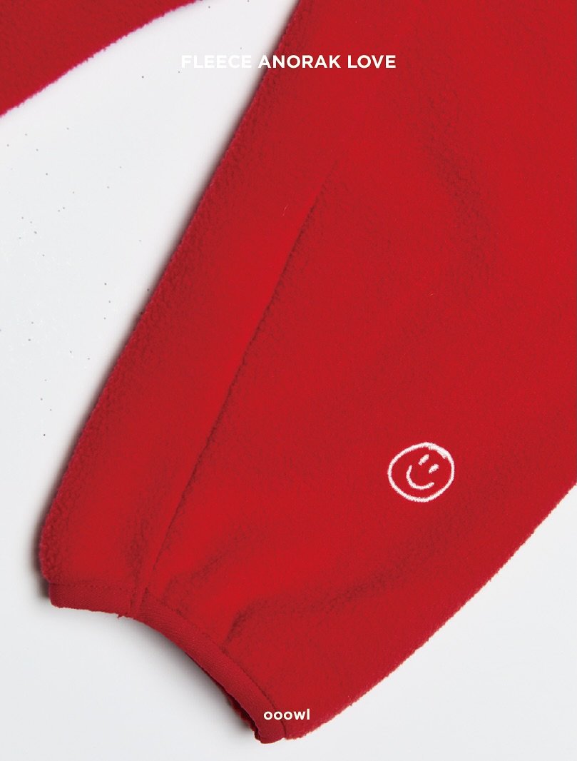 Photo by ooowl on September 22, 2025. May be an image of sportswear, sweater, fleece, sweatshirt, sweatpants and text that says 'FLEECEANORAKLOVE FLEECE FLEECEANORAK ANORAK LOVE ooowl wl'.