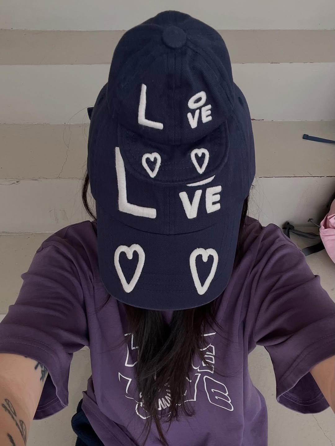Photo by ooowl on June 13, 2025. May be an image of ‎heart, hat and ‎text that says '‎LVE L VE VE طم 7 7 ኢላ TB‎'‎‎.