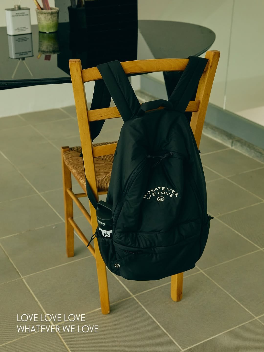 Photo by ooowl on September 23, 2025. May be an image of tool bag, sling, drawstring and text that says '이 1 RESHES G LOVELOVELOVE LOVE WHATEVER WHATEVERWELOVE WE LOVE'.