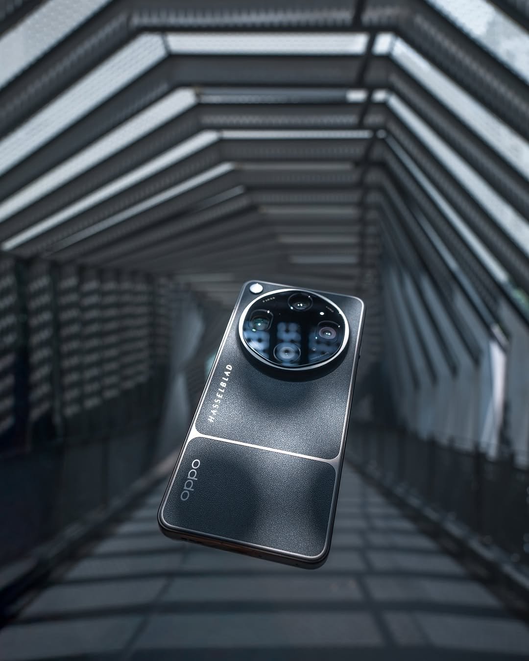 oppo 게시물 이미지: Is the #OPPOFindX9Ultra making its way to your...