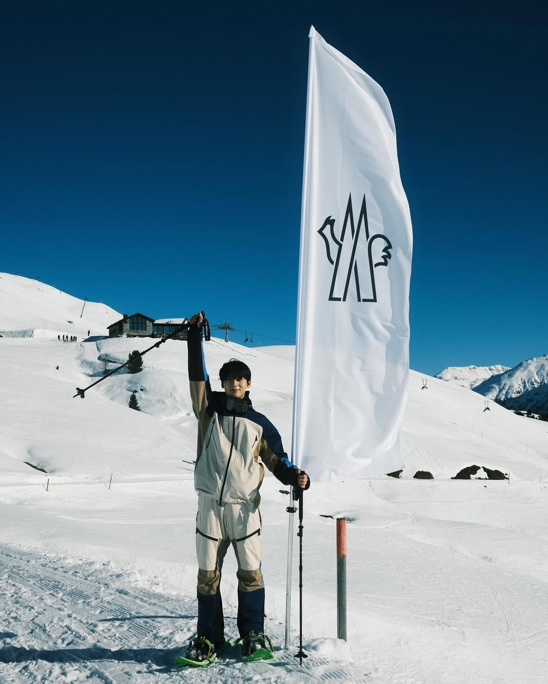 Photo shared by 황민현 on February 03, 2024 tagging @moncler.