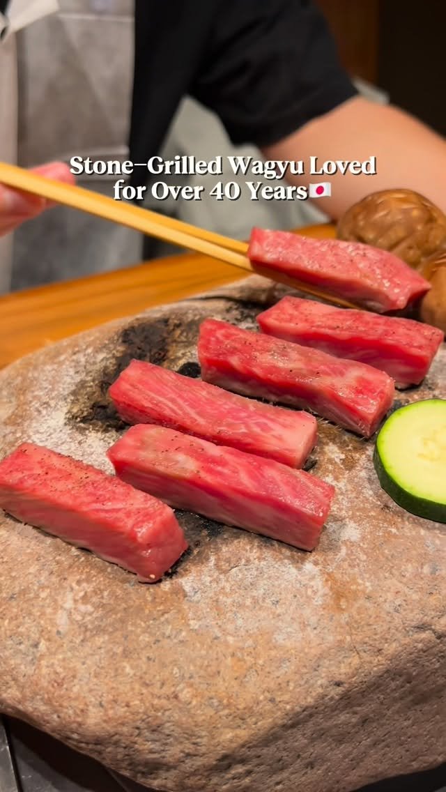 or__and 게시물 이미지: 🇯🇵Natural Stone-Grilled Wagyu. 400도로 달궈진 천연석에...
