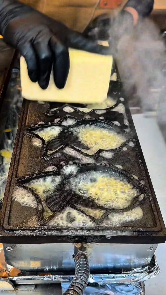 or__and 게시물 이미지: 🇯🇵No.1 Butter & Cheese Dessert. 순식간에 벽돌버터를 바른뒤...