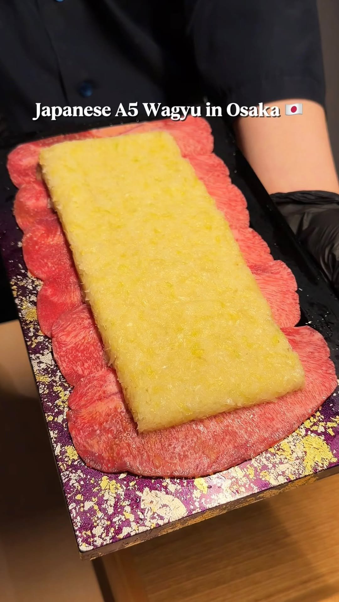 or__and 게시물 이미지: 🇯🇵Japanese Wagyu A5. 오사카에서 다진파를 우설에 돌돌말아서 구워주는...