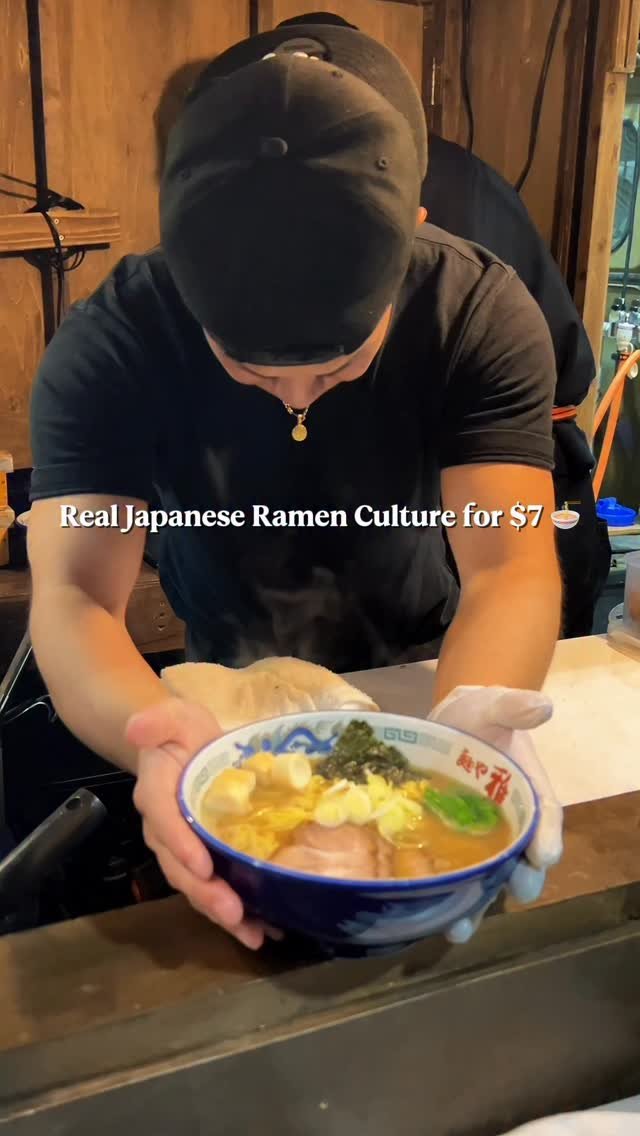 or__and 게시물 이미지: 🇯🇵 $7 Japanese Culture?! 일본 1000엔 야타이라멘. 오픈런이...
