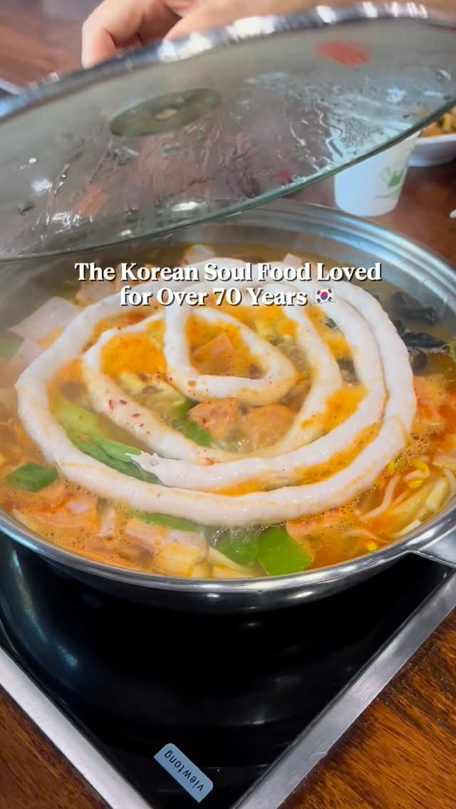 or__and 게시물 이미지: 🇰🇷Korean Soul Food. 거대한 발칸포로 쏴주는 생햄 부대찌개?...