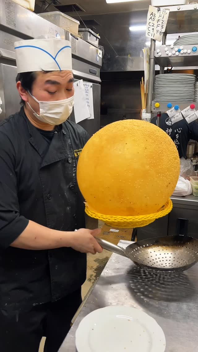 or__and 게시물 이미지: 🌕40cm A Giant Riceball. 순식간에 완성되는 일본에서 가장 큰...