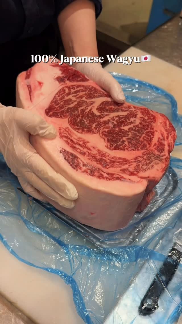 or__and 게시물 이미지: 🇯🇵100% Wagyu Sukiyaki. 왕큼직한 와규를 주문즉시 스키야키용으로...