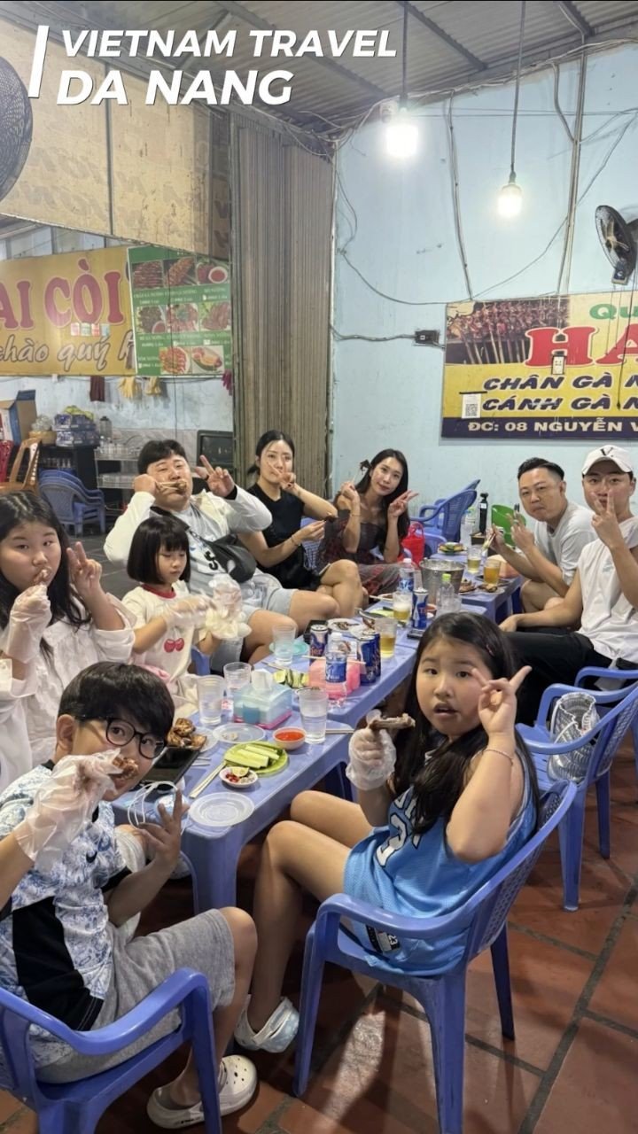 ordinary_yang90 게시물 이미지: 기라성같은 형님 형수님들과 함께 대가족 여행.

Vietnam Đà Nẵng.