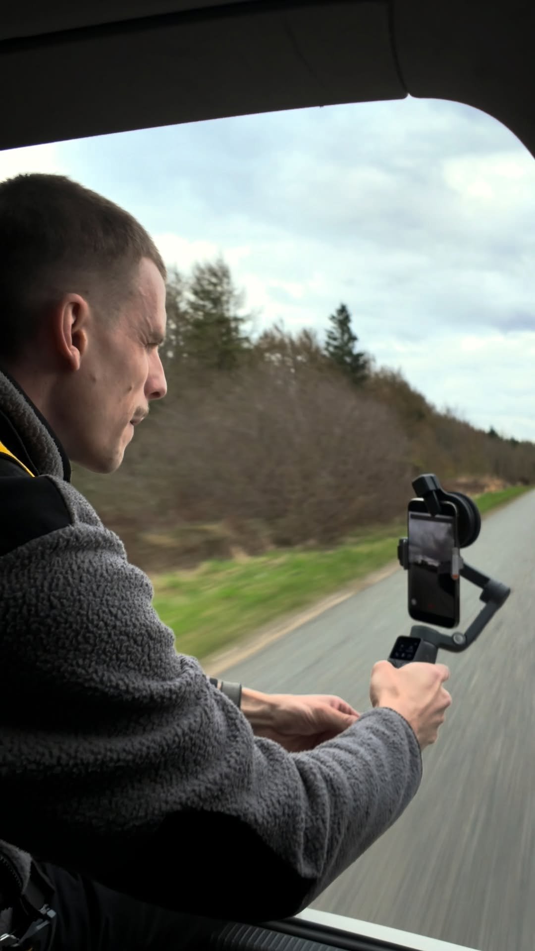 osmo_global 게시물 이미지: Bro brought the Osmo Mobile 8P in the trunk...