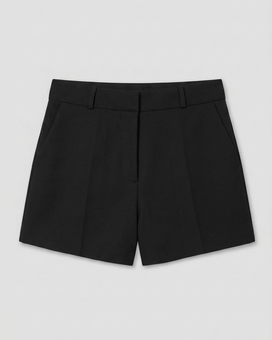 otr.store 게시물 이미지: Black short slacks ☕️ 

꼭 필요한기 찾으면 없는 바로 그런...