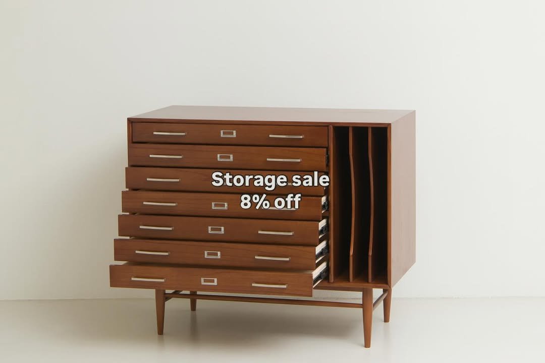 Photo by 오투가구 on April 21, 2026. May be an image of ‎credenza, bureau, armoire and ‎text that says '‎Storage.sale sale 8%off ם ם‎'‎‎.
