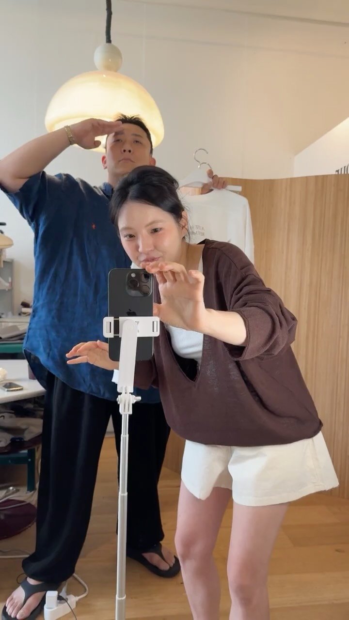 ourmode__ 게시물 이미지: 앞에 싸우는거 아님주의🤣
이번 한주도 많은 사랑 부탁드려요!