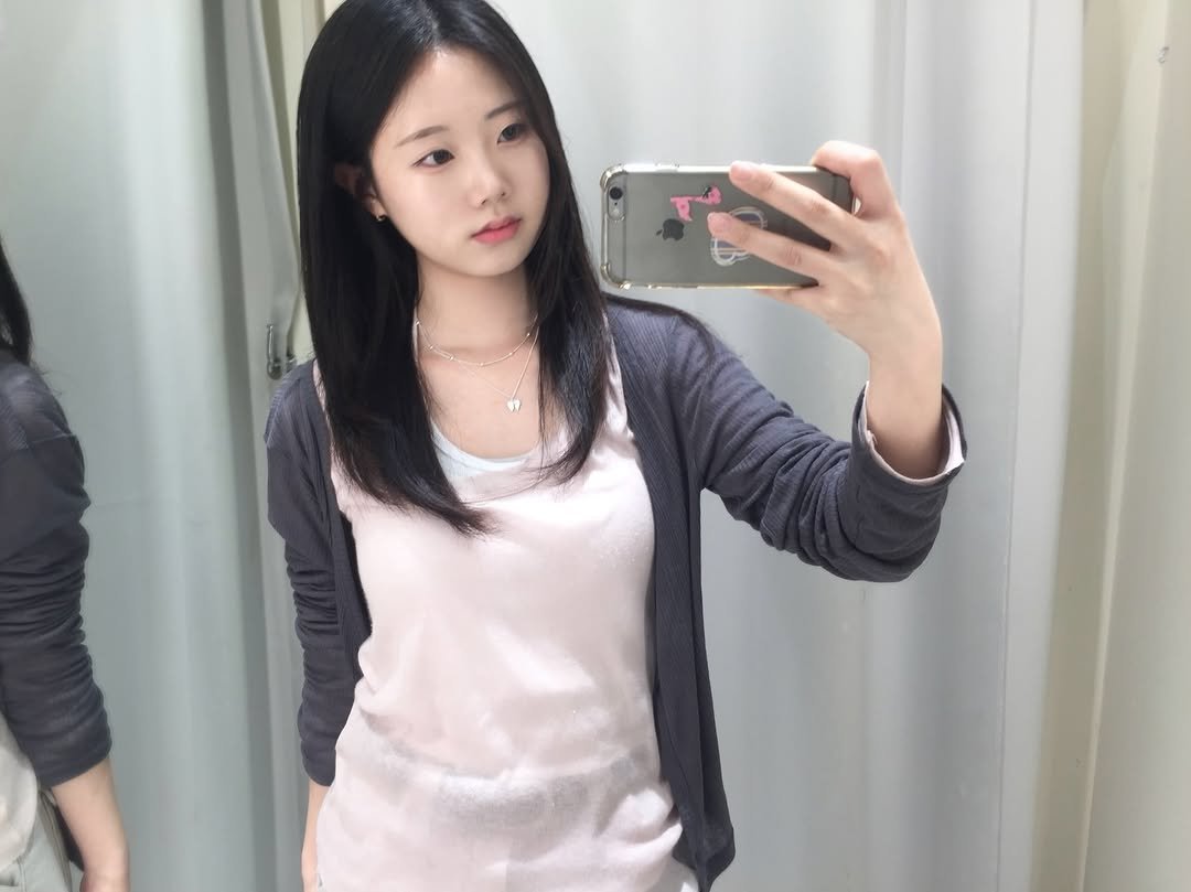 owoxuo 게시물 이미지: @scaletto_official 활용도 높은 레이어드 목걸이
날개 팬던트가 맘에...