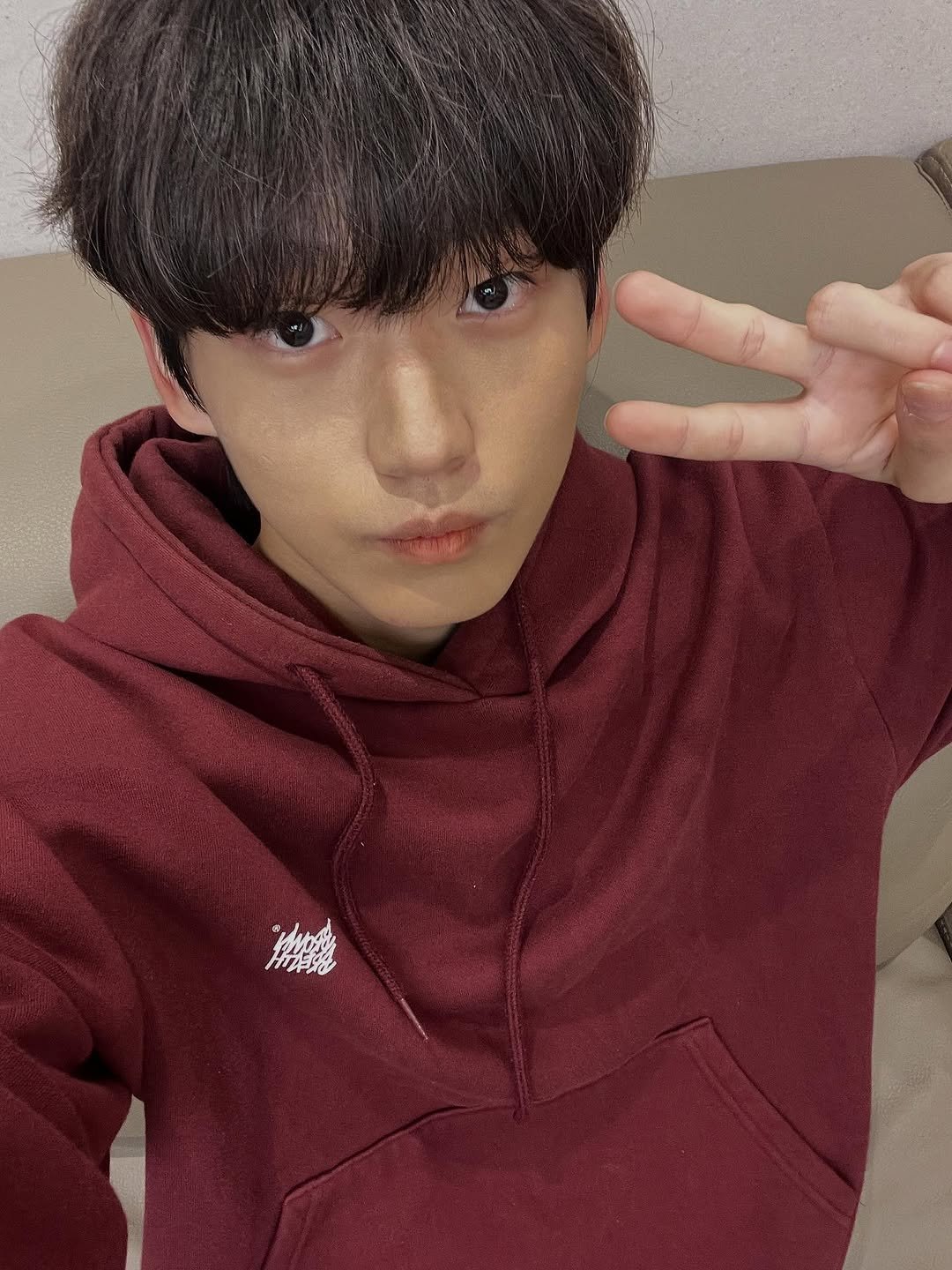 Photo by 박쏠티 / 중학생부터 시작하는 짭짤한 코디 on October 28, 2025.