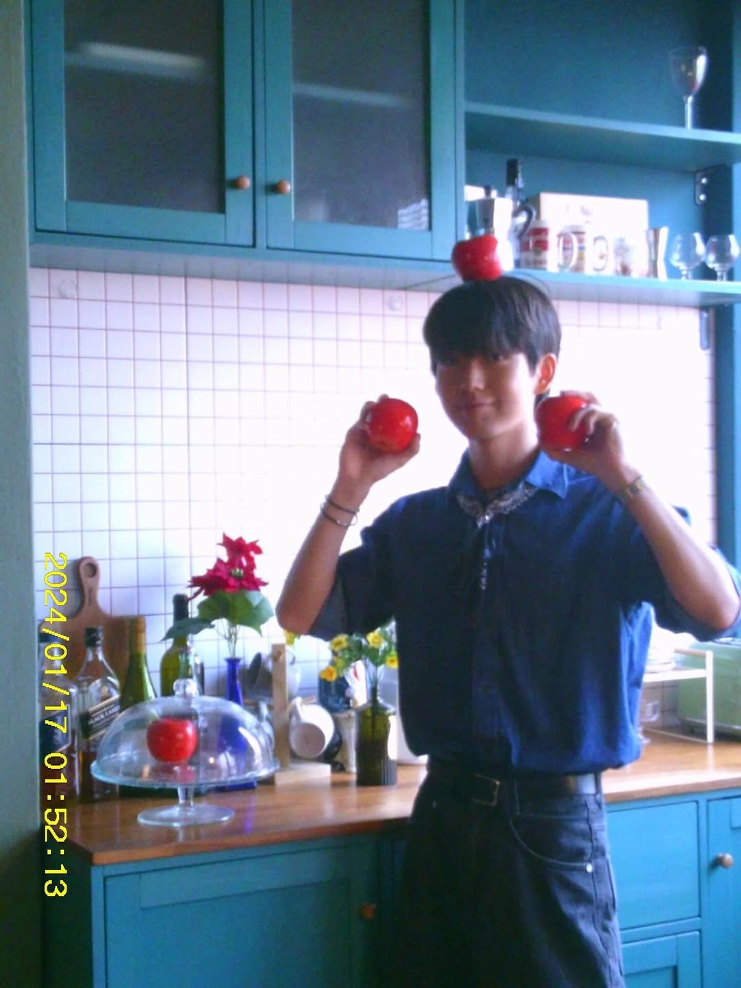 Photo by 박쏠티 / 중학생부터 시작하는 짭짤한 코디 on August 24, 2025.