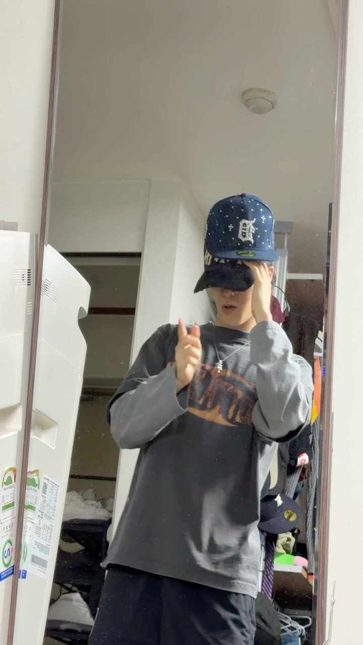 p1h_official 게시물 이미지: Chico

#P1Harmony #피원하모니 #P1H