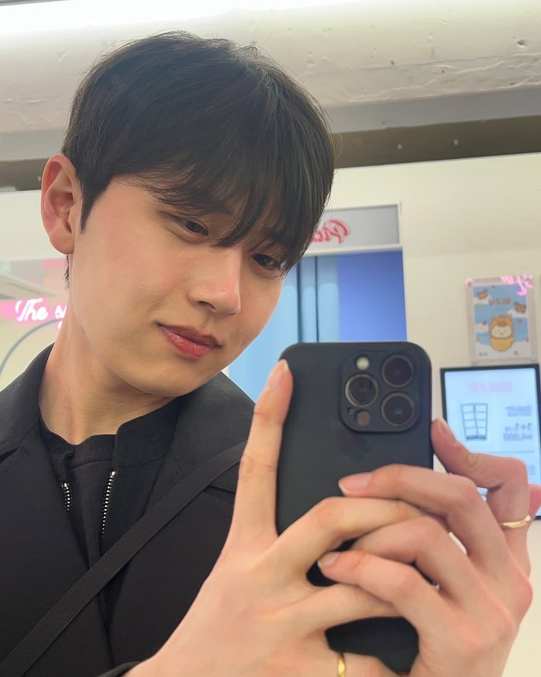 Photo by 이순혁 on December 12, 2024.