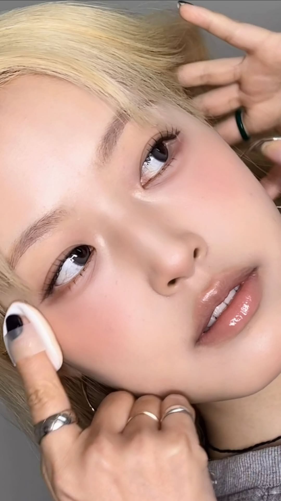 p_portfolio_ 게시물 이미지: 아니 이런거 왜케 잘만드는거에오?🧐
.
이미 아이프라이머로 지속력을 증명한...