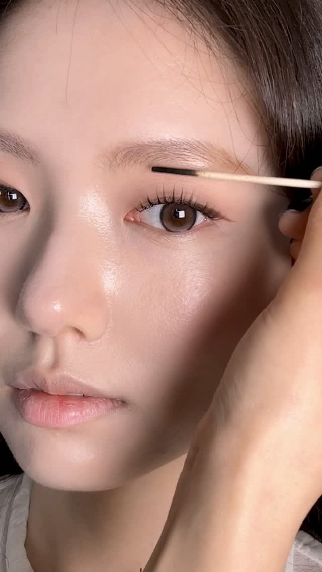 p_portfolio_ 게시물 이미지: 나 저혈압 사람인데 오늘 고혈압 된 날이라 음악도 대충 골랐는데 맘에 드니까 궁금한...