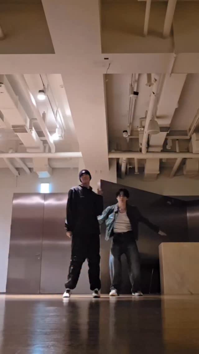 p_rocky 게시물 이미지: @eunwo.o_c SATURDAY PREACHER🙏 #윤산하 #YOONSANHA...