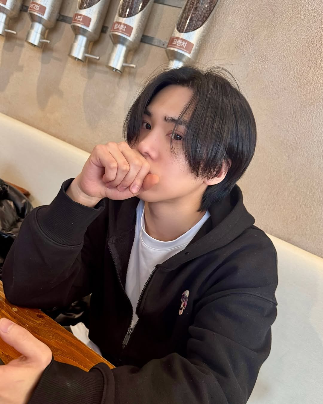 Photo by 라키 on February 11, 2026. May be an image of text.