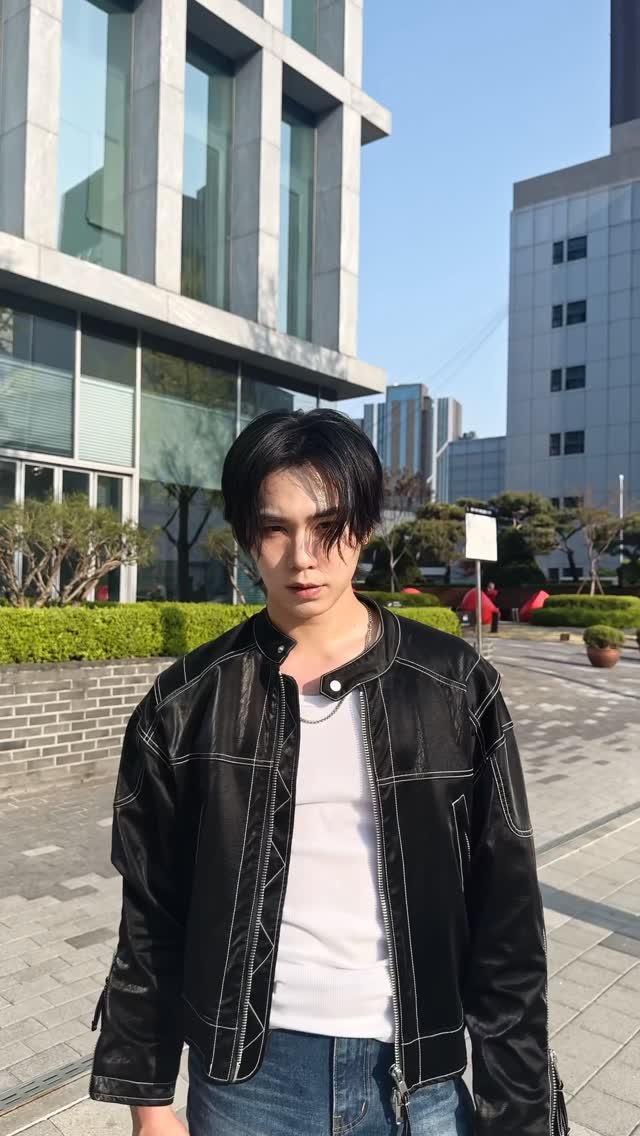 p_rocky 게시물 이미지: 2.0⚡️
#ROCKY #라키 #HAMO #BTS #ARIRANG