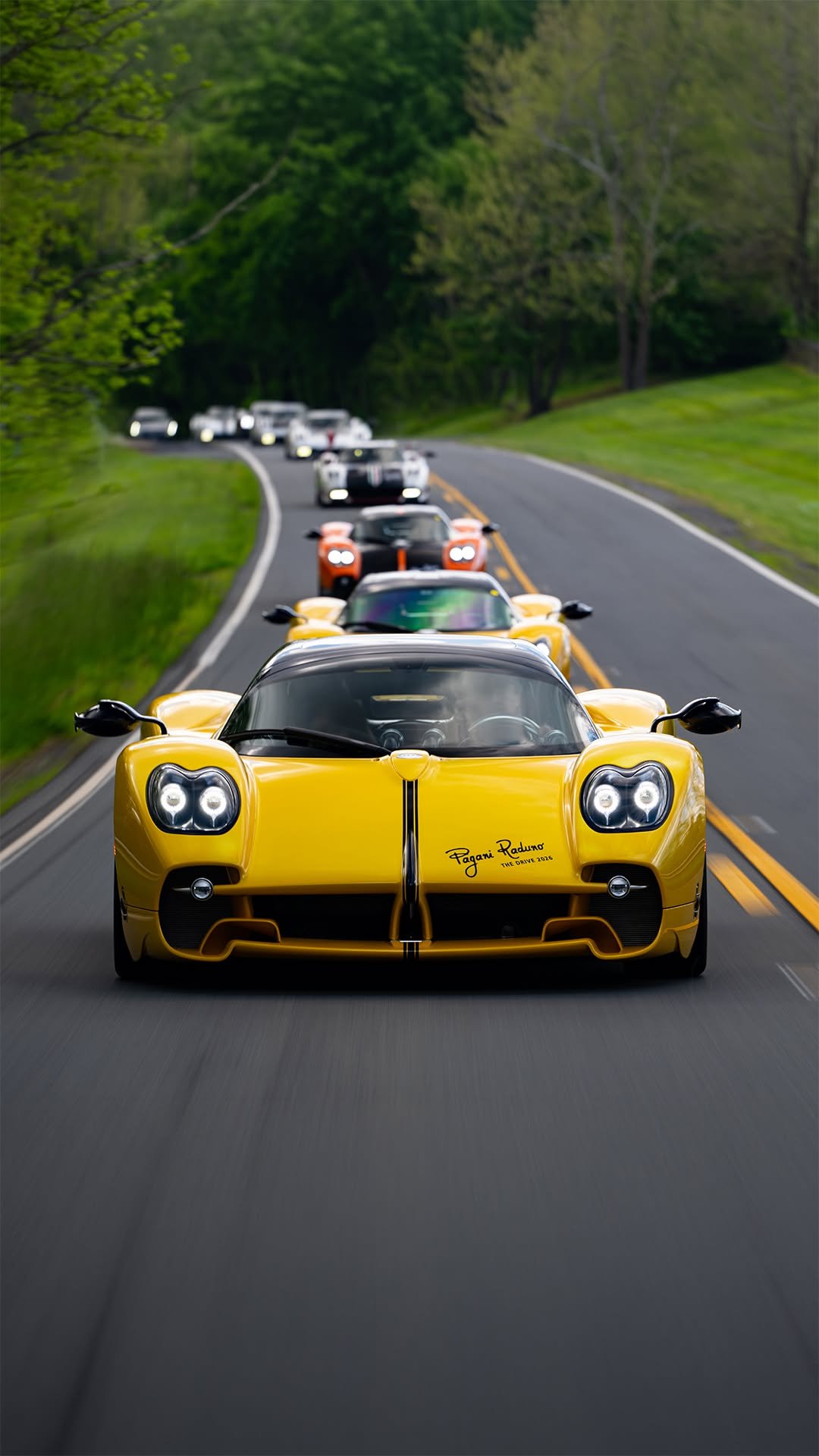 paganiautomobili 게시물 이미지: Five days. Hundreds of miles. One shared soul....