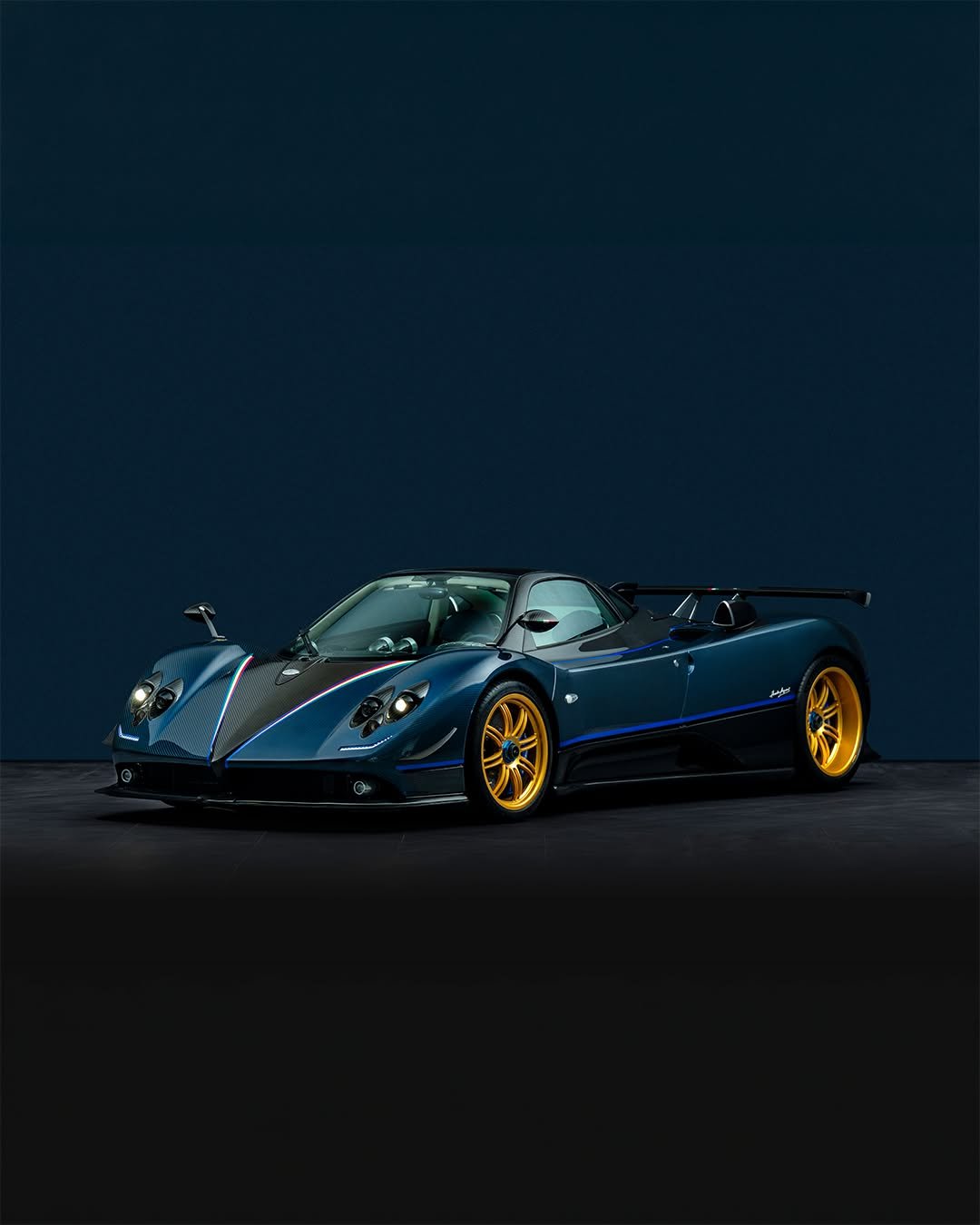 paganiautomobili 게시물 이미지: Inspired by the sky, shaped for the road.

The...