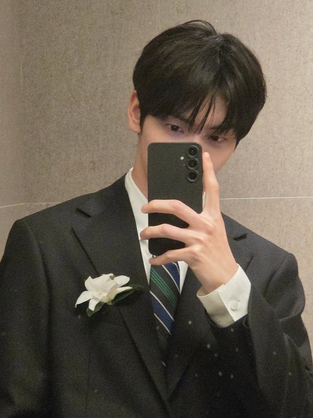 Photo by SOOBIN Of TXT on March 04, 2026. May be an image of bolo tie, dinner jacket and text.