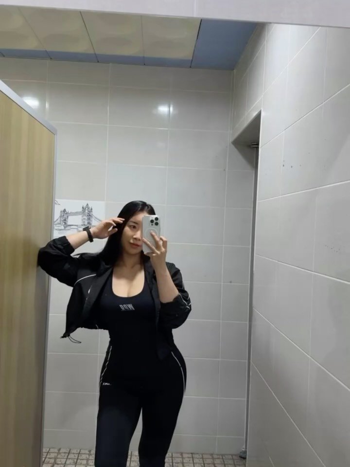 parkjyeunn 게시물 이미지: 안농 내 포토존
#디럭스짐 #창원피티 #상남동피티