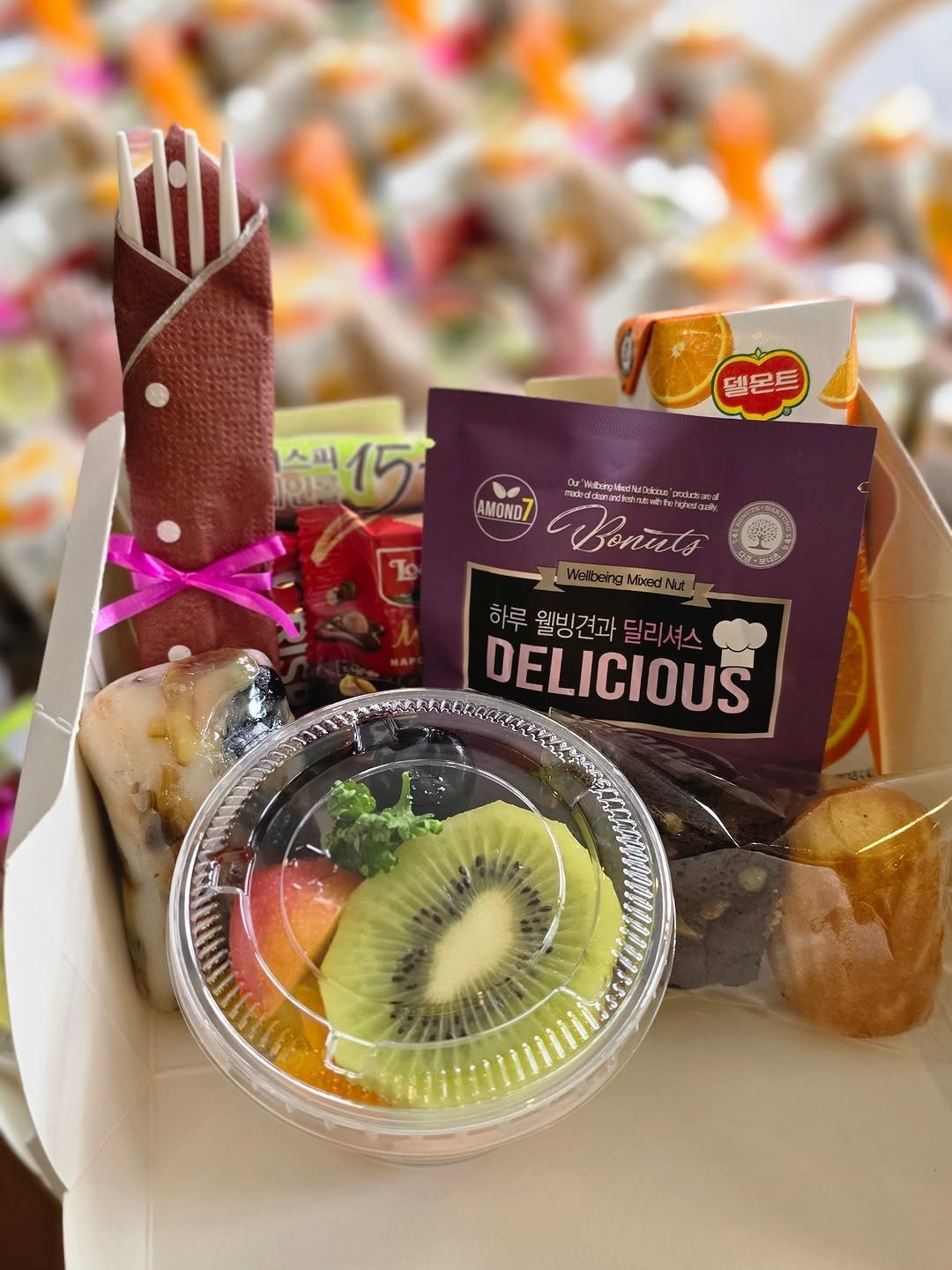 하객도시락 상자 안의 모습💕