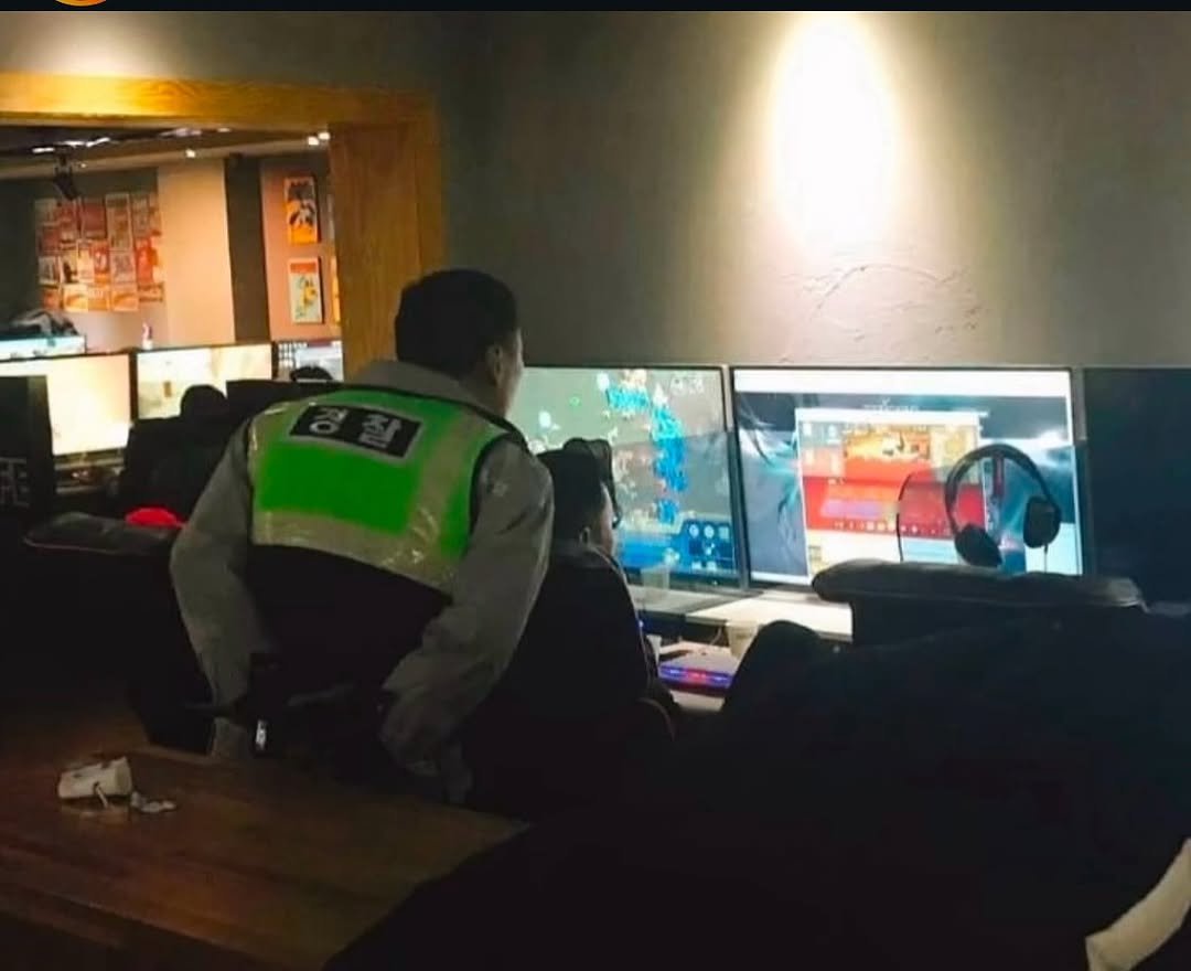 Photo by 파티밈 on April 13, 2025.