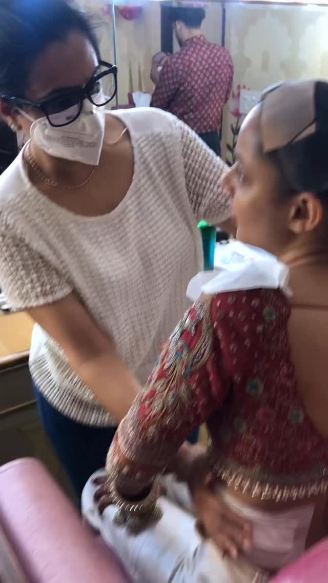 parulgargmakeup 게시물 이미지: My beautiful bride in making ❤️❤️

MUA :...