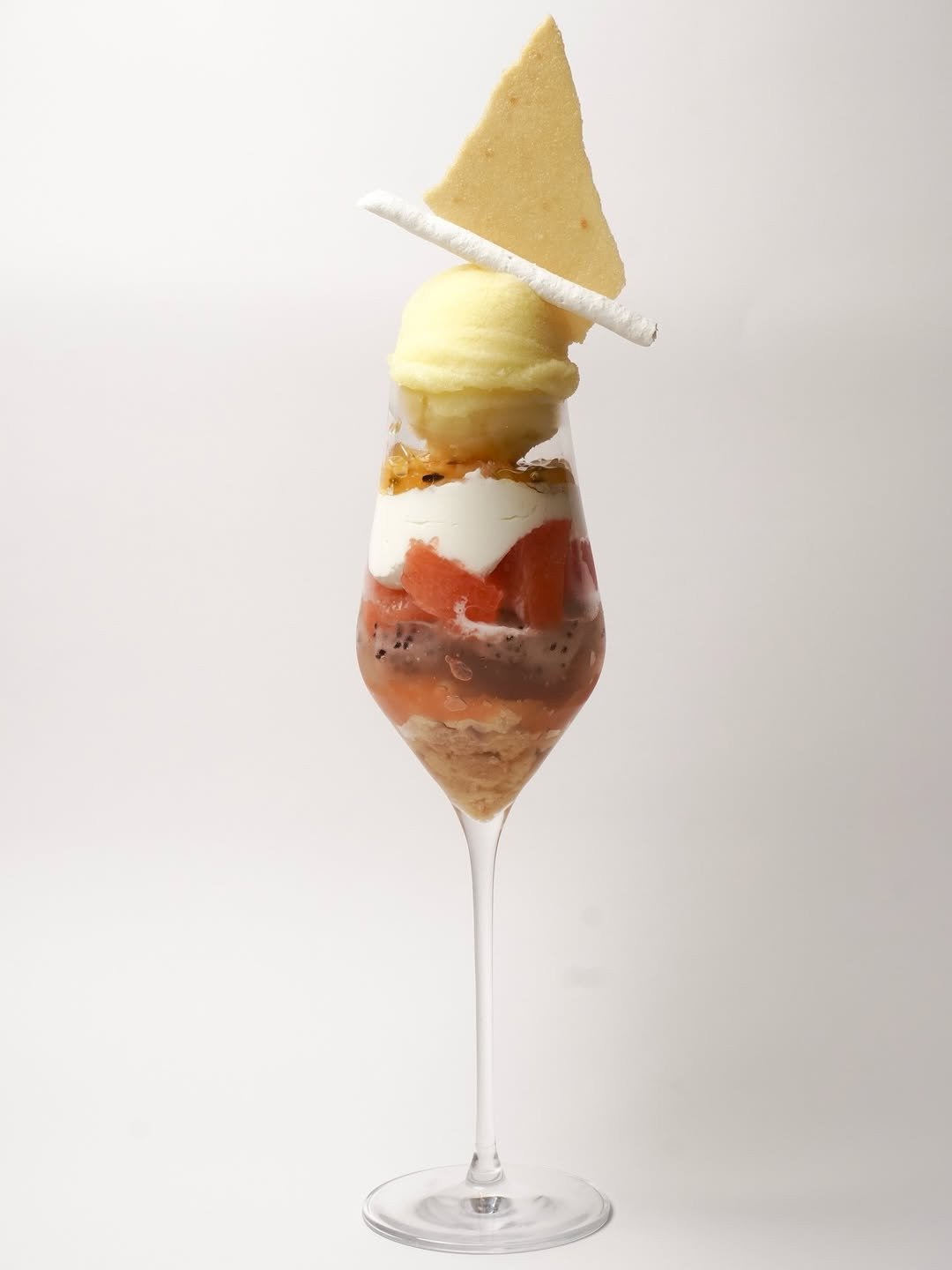 Photo by 이 상화 on April 14, 2026. May be an image of gelato, ice cream and text.