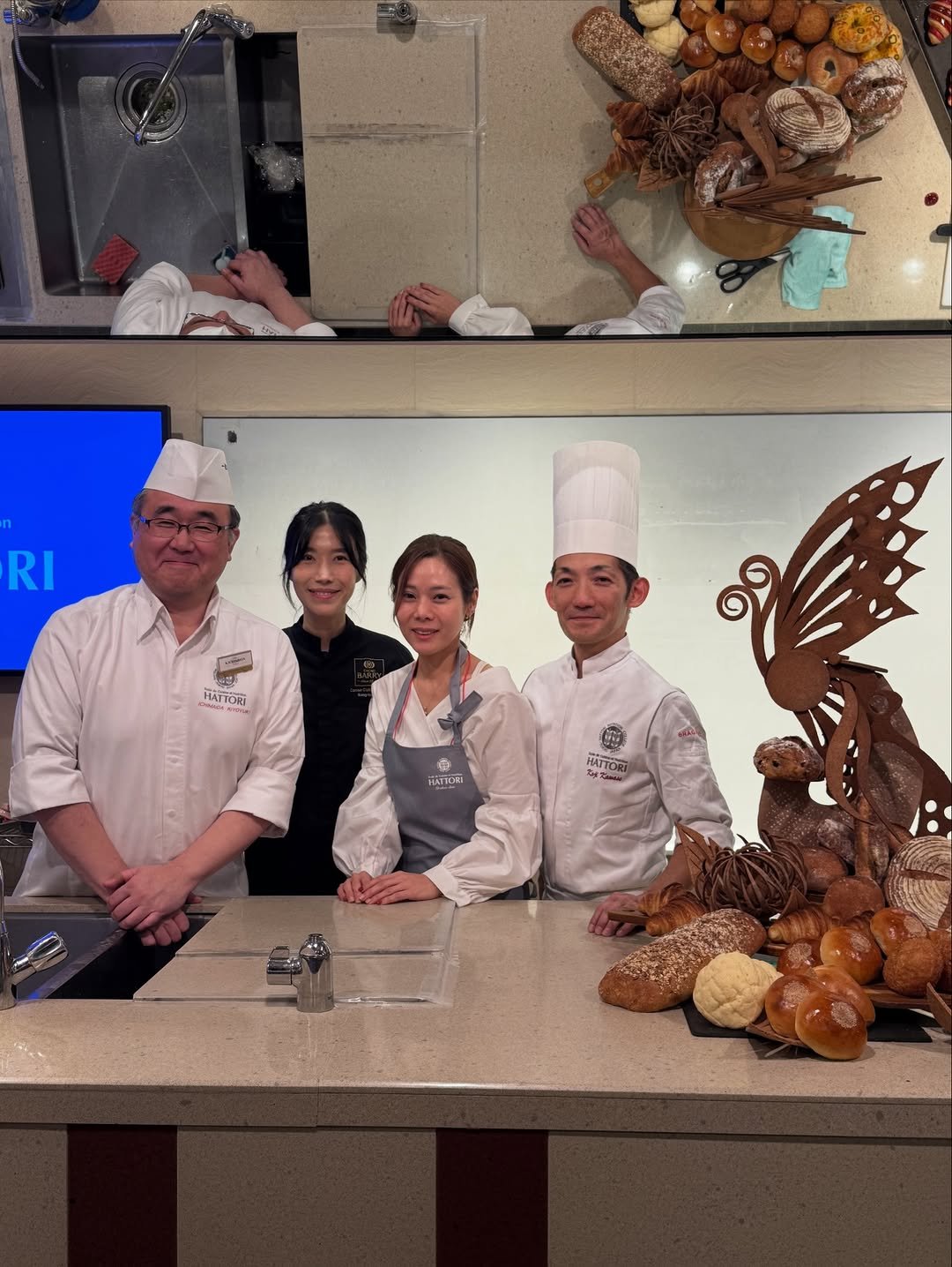 Photo by 이 상화 on November 30, 2025. May be an image of pastry and text.