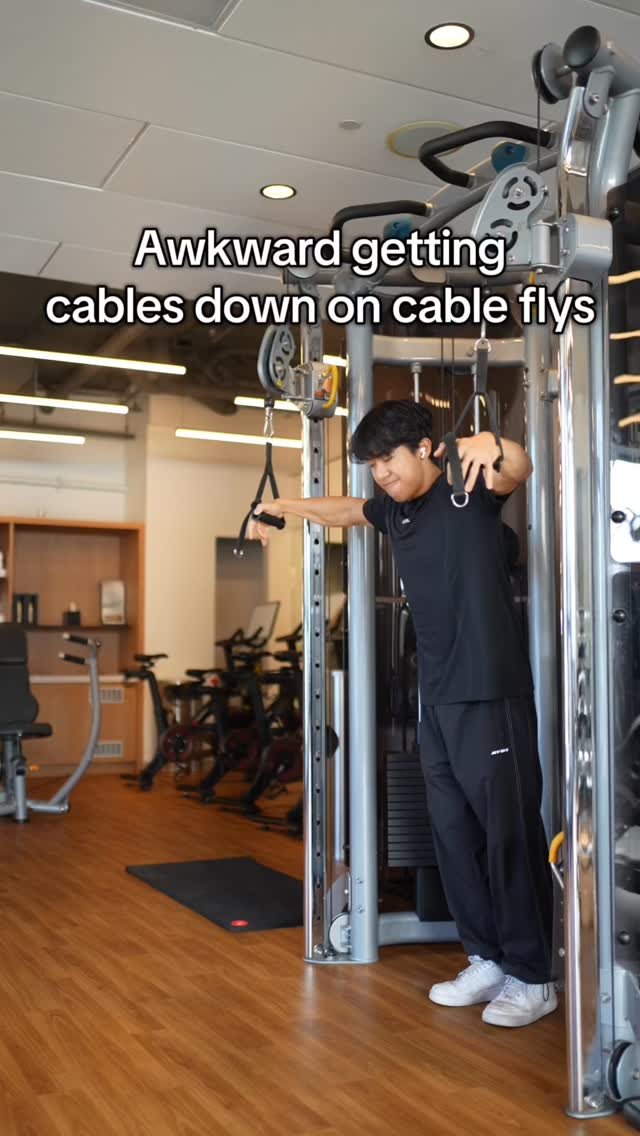 pathradecha 게시물 이미지: If you find it awkward getting the cables down...