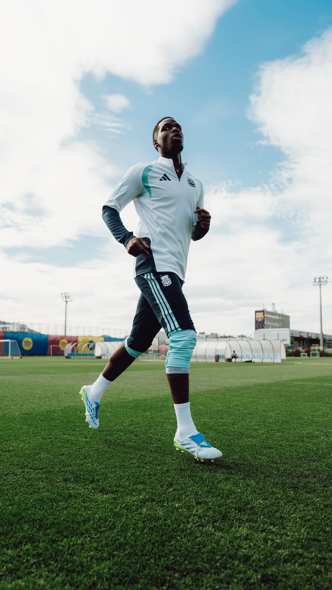 paulpogba 게시물 이미지: They were here.. ⚽️