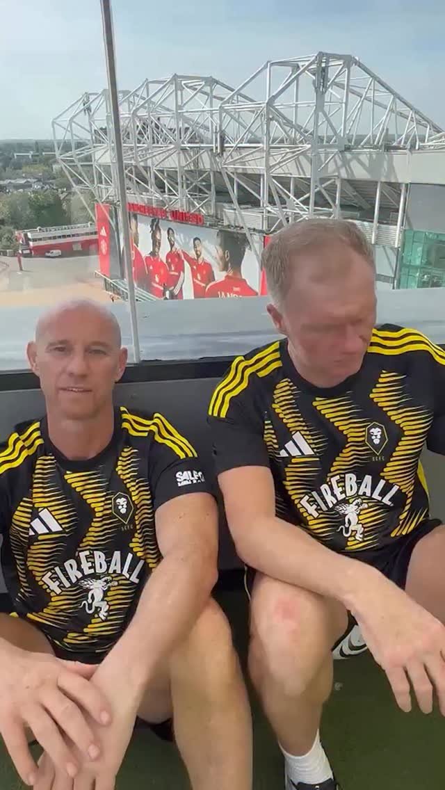 paulscholesaaa 게시물 이미지: A message from Butty and Scholesy ahead of the...