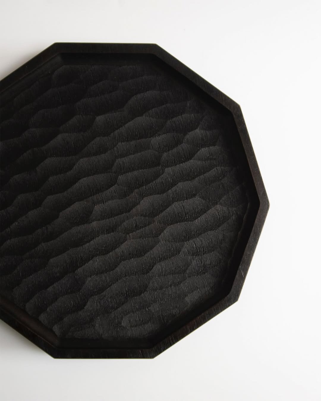 pause.seoul.official 게시물 이미지: ㅣN E W 

 《 Wood carving plate A 》 
안돈되고 건강한...