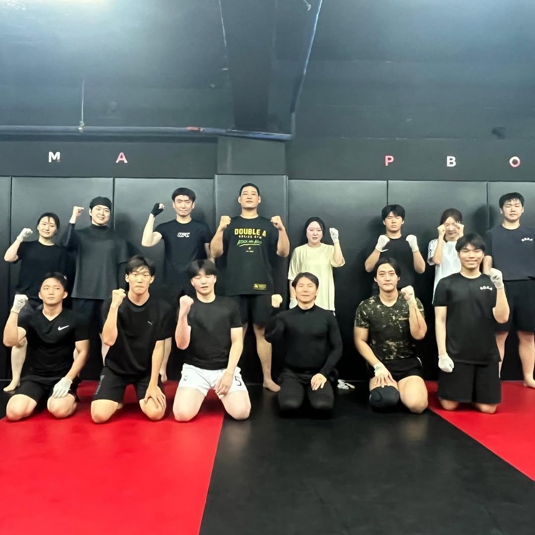 pboymma 게시물 이미지: ZFN 양재근 선수의 세미나!
킥복싱 3단체 챔피언 출신!

성공적이였다.

레프고...