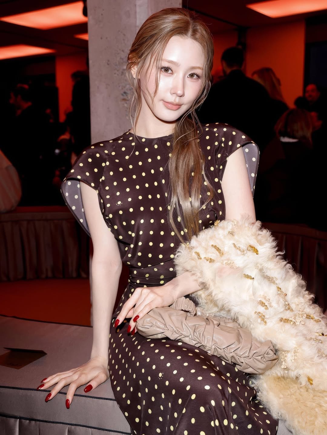 Photo by 이나 | Ena on February 28, 2026. May be an image of one or more people, hair, makeup, dress and text.