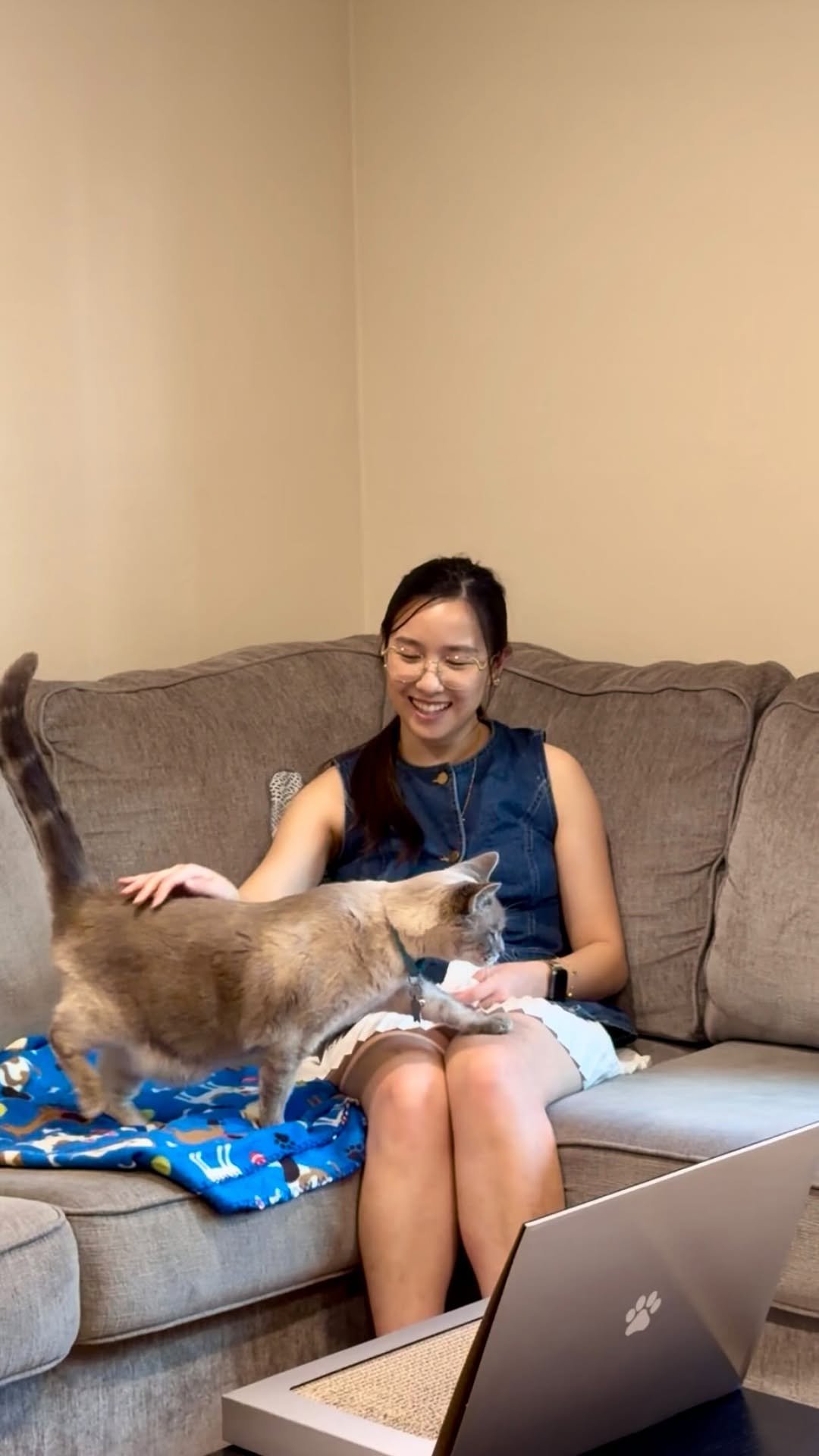 peggy_shoo 게시물 이미지: #BISSELLpartner yoggerz is lucky that we’re a...