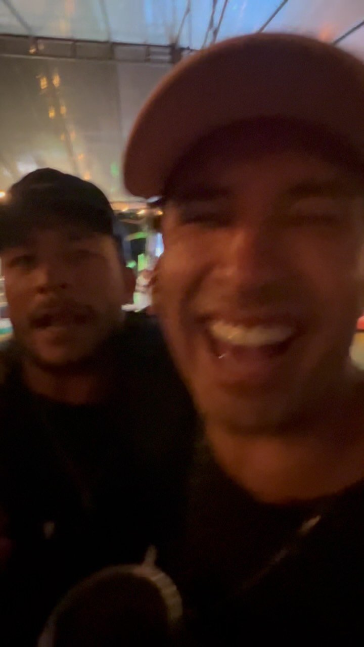 peopleontour 게시물 이미지: Partiu canal Keykey e Alex?
VIVA O AMOR! 😂