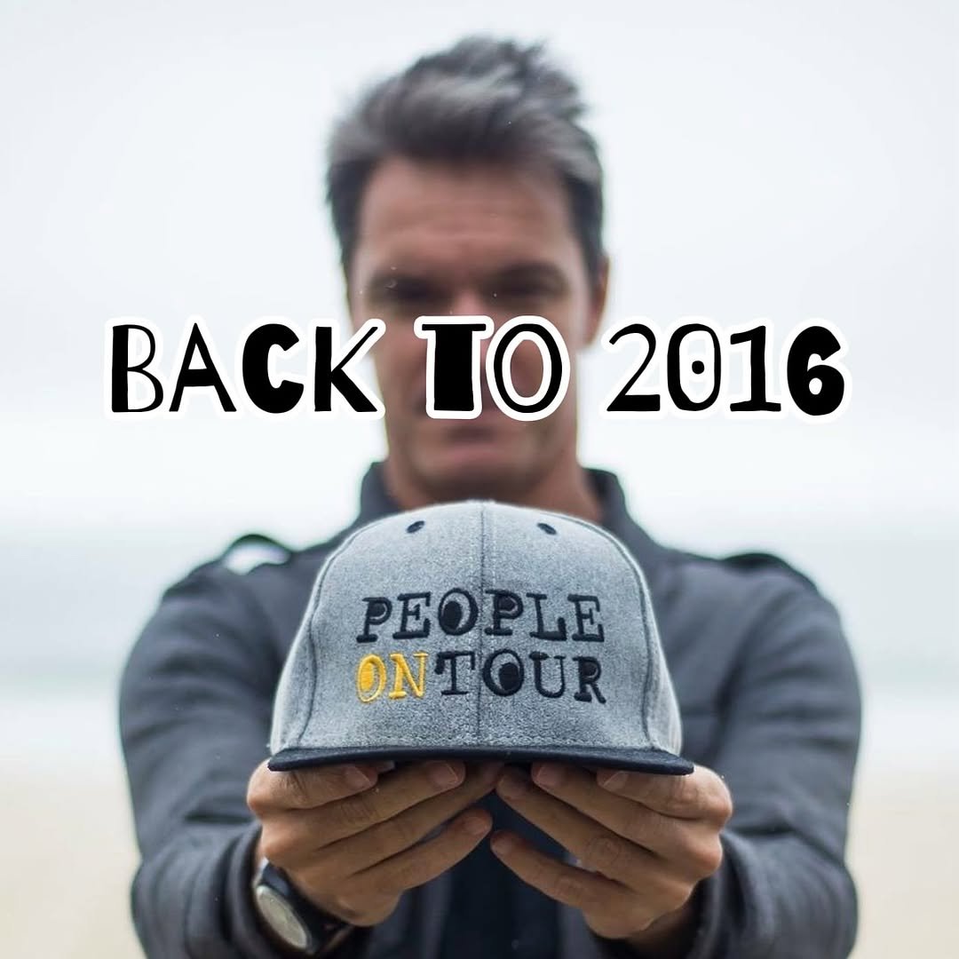 Photo shared by People On Tour on January 18, 2026 tagging @burckauser. May be an image of hat, magazine, crowd and text that says 'BACKTO2016 2016 BACK ΤΟ PEOPLE ONTOUR ΟΝ TOUR'.