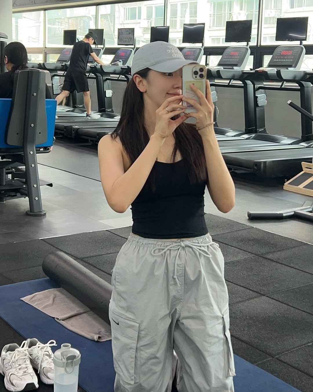 pepe__yun 게시물 이미지: 주말까지 운동으로 꽉 채운 이번주
살찌고 얻은거라곤 두툼한 몸 뿐이지만..ㅎ
다시...
