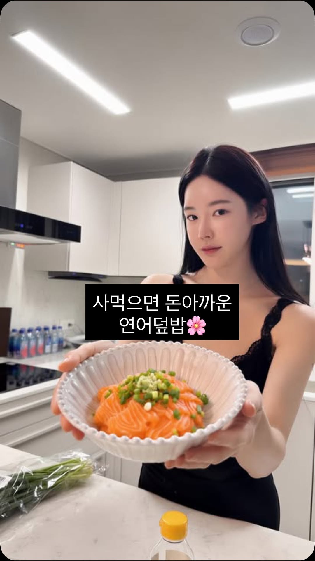 pepe_way 게시물 이미지: 연어덮밥을 만들어보았다🌸

밥은저항성 전분 때문에 하루전에지어서
냉동실로 넣어놓은거...